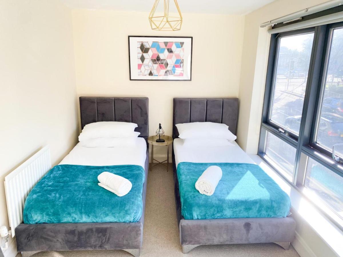 ברמינגהאם Tudors Esuites House City Centre Netflix מראה חיצוני תמונה