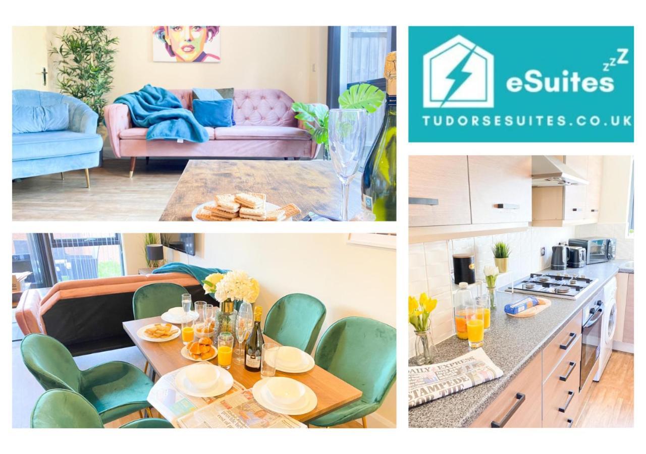 ברמינגהאם Tudors Esuites House City Centre Netflix מראה חיצוני תמונה